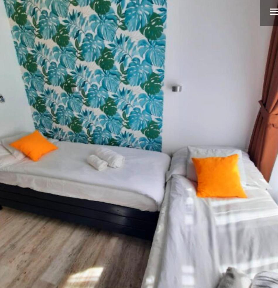 Centrum Wellness Hostel Debrecen Eksteriør billede